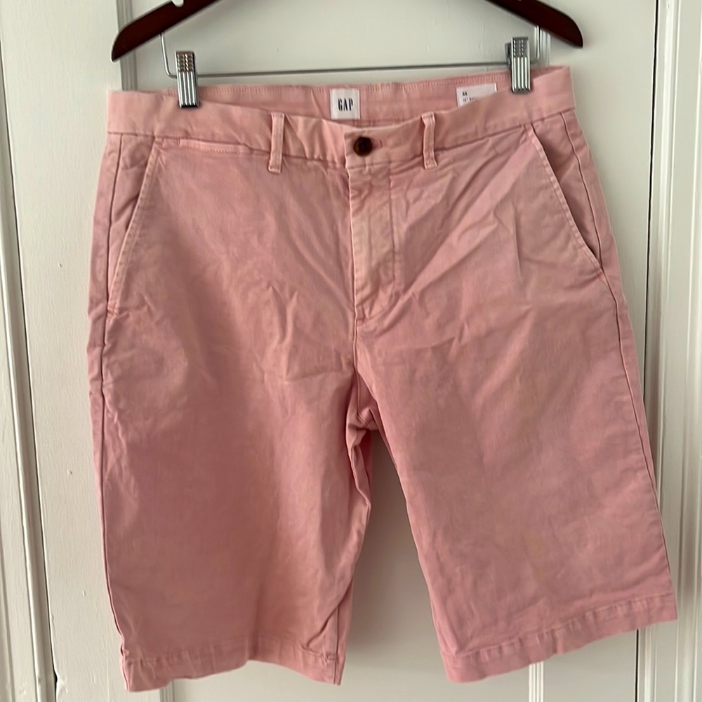 Gap 33” street short dusty pink 100% cotton